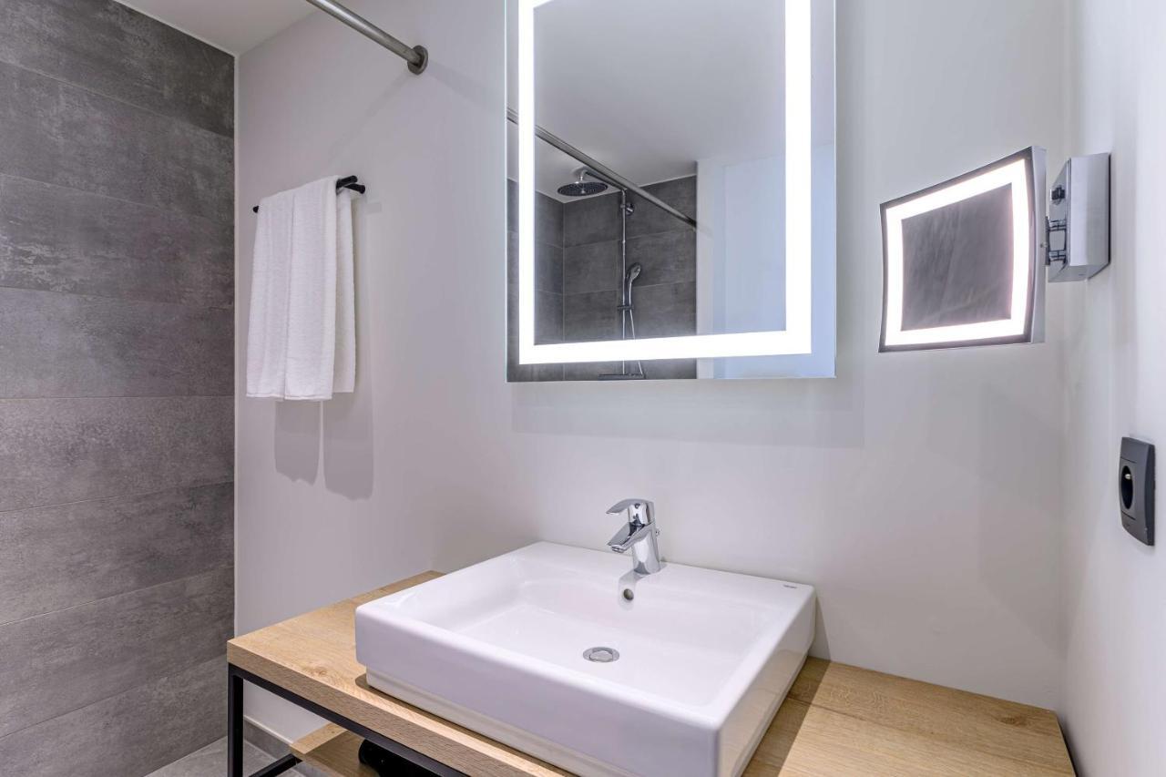 Radisson Hotel Antwerp Berchem Екстер'єр фото
